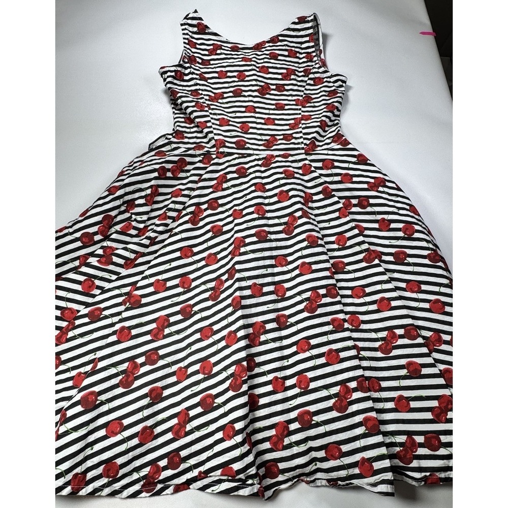Women M Sleeveless Fit N Flare Dress Rockabilly Coquette Cherries Cocktail
